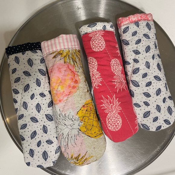 Pot and pan handle holders - Picture 4 of 8